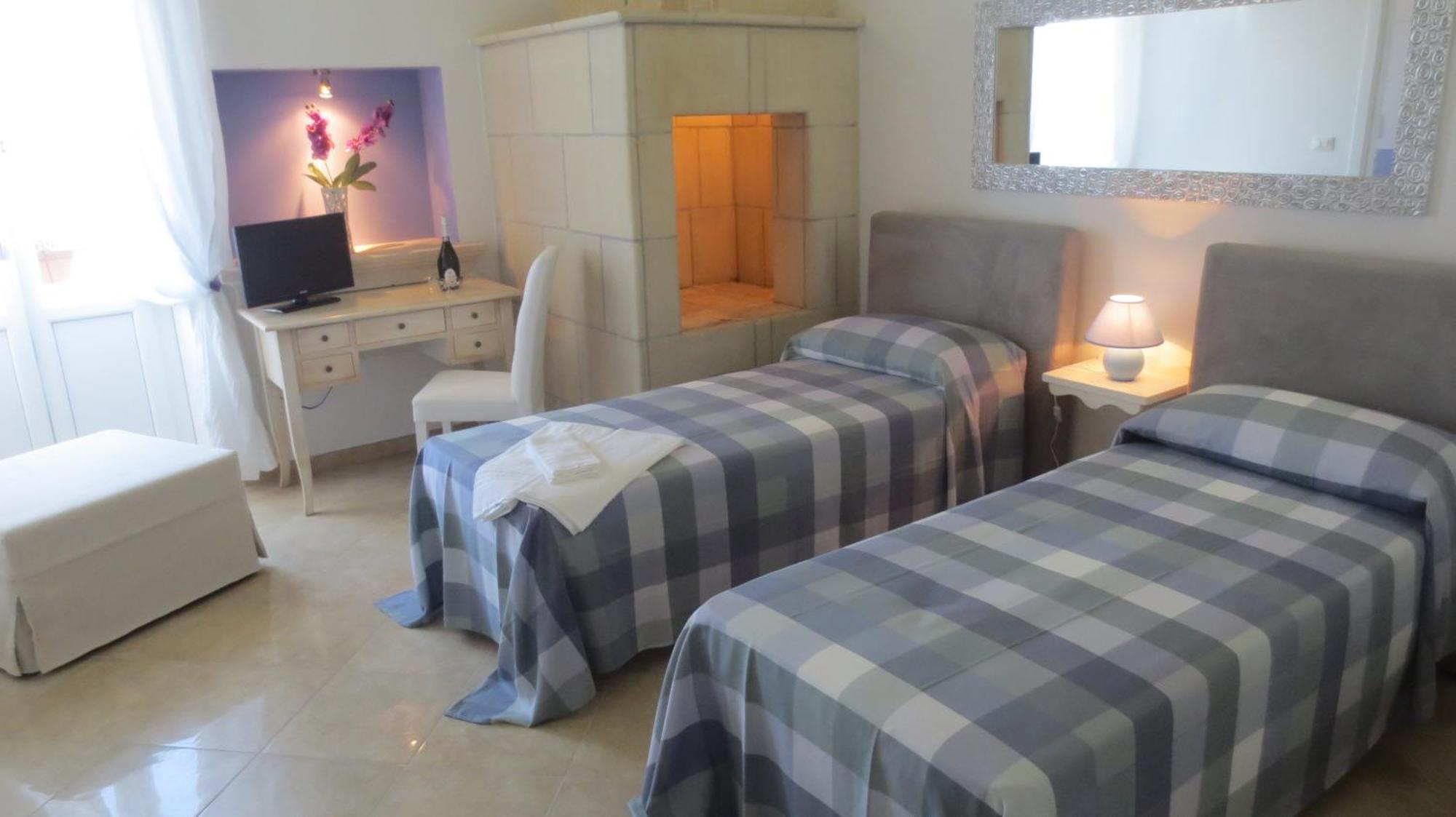 Antico Casale B&B Veglie Buitenkant foto